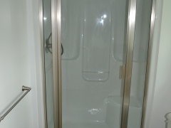 easy to care glass shower doors